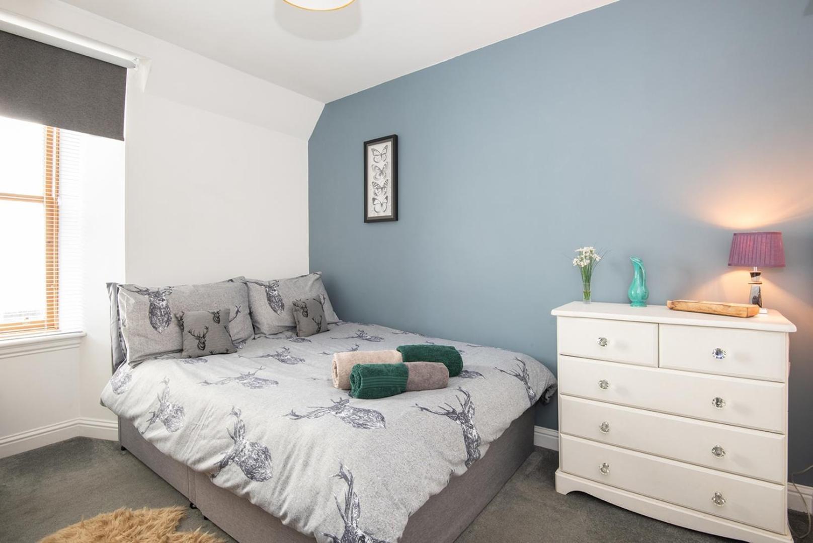 Charming 2 Bedroom Flat In The Heart Of Kirriemuir Exterior foto